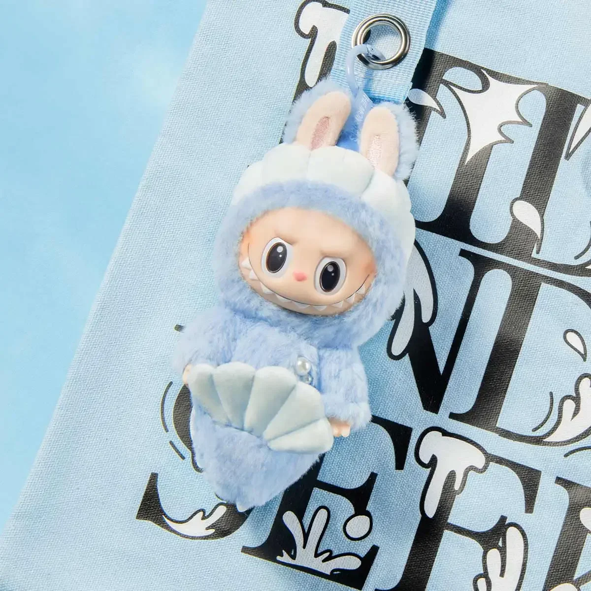 **Pre-order**The Monsters HIDE AND SEEK IN SINGAPORE SERIES-Vinyl Plush Doll Pendant(Singapore exclusive) - Image 3