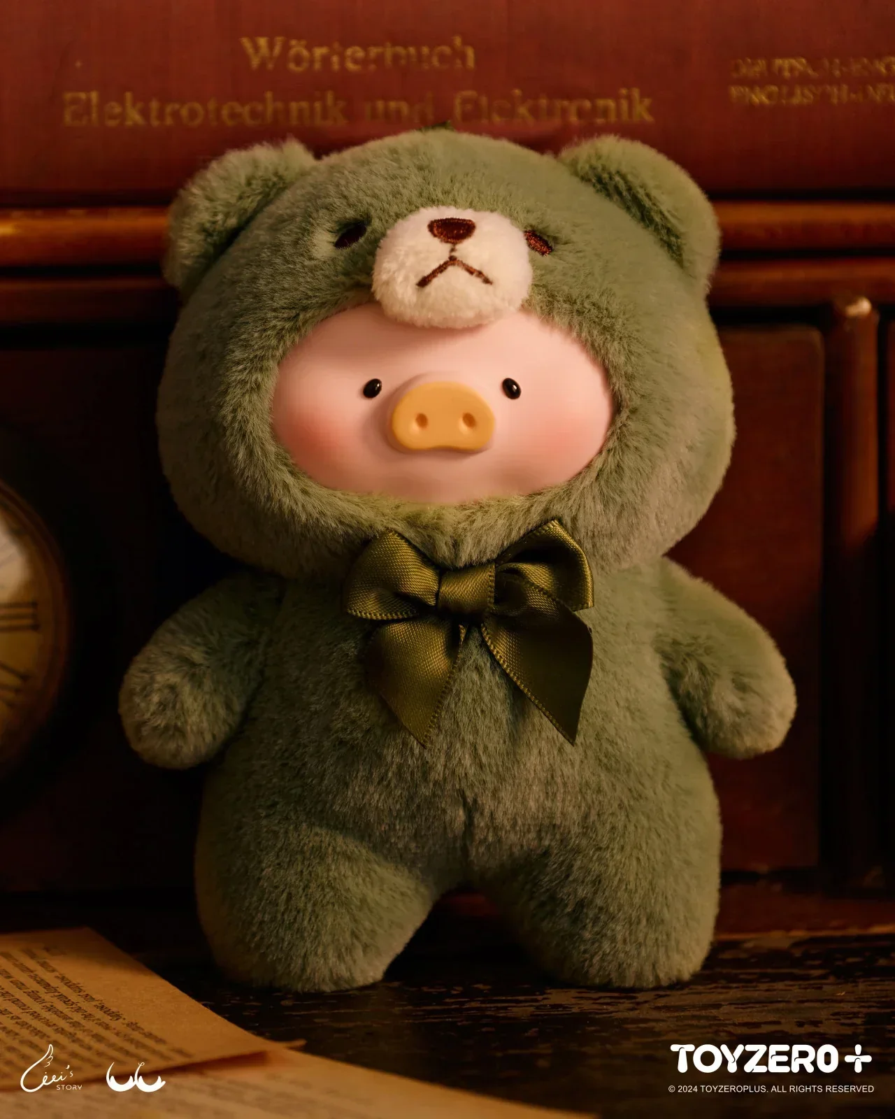 LuLu the Piggy - Vintage Teddy Shop Vinyl Face Keychain Blind Box - Image 5