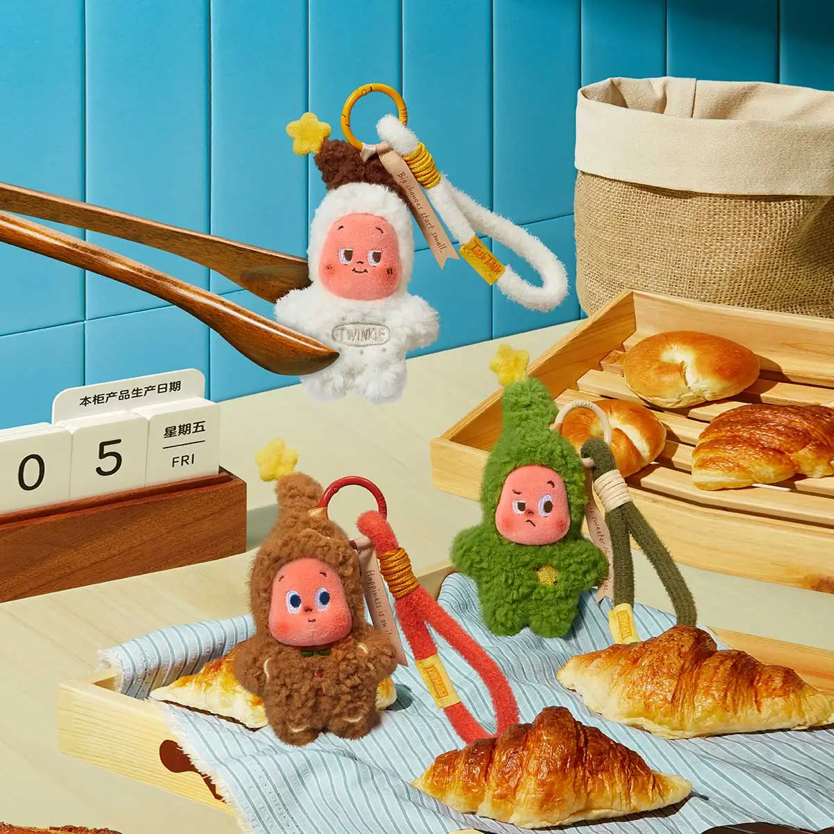 Twinkle Twinkle Fresh-Baked Mini Cookies Plush Pendant Blind Box - Image 3